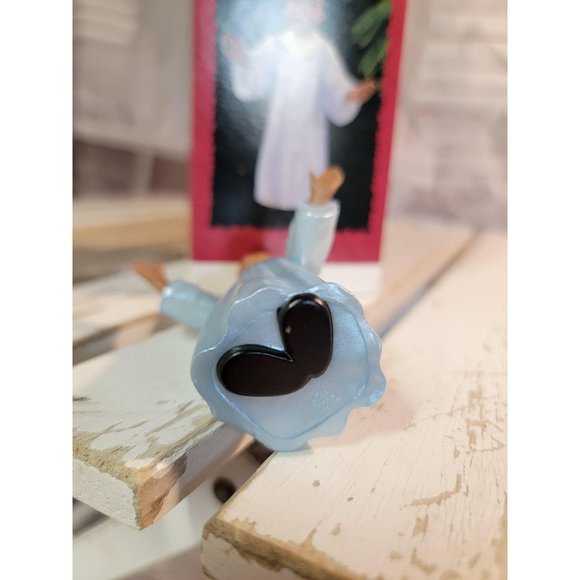 Hallmark Joy to the world 1995 choir boy xmas orna - Picture 5 of 5